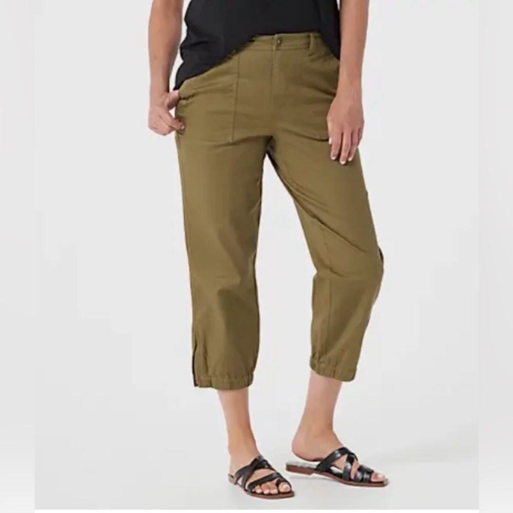 Lisa Rinna Capri Cropped Twill Cargo Jogger Pants